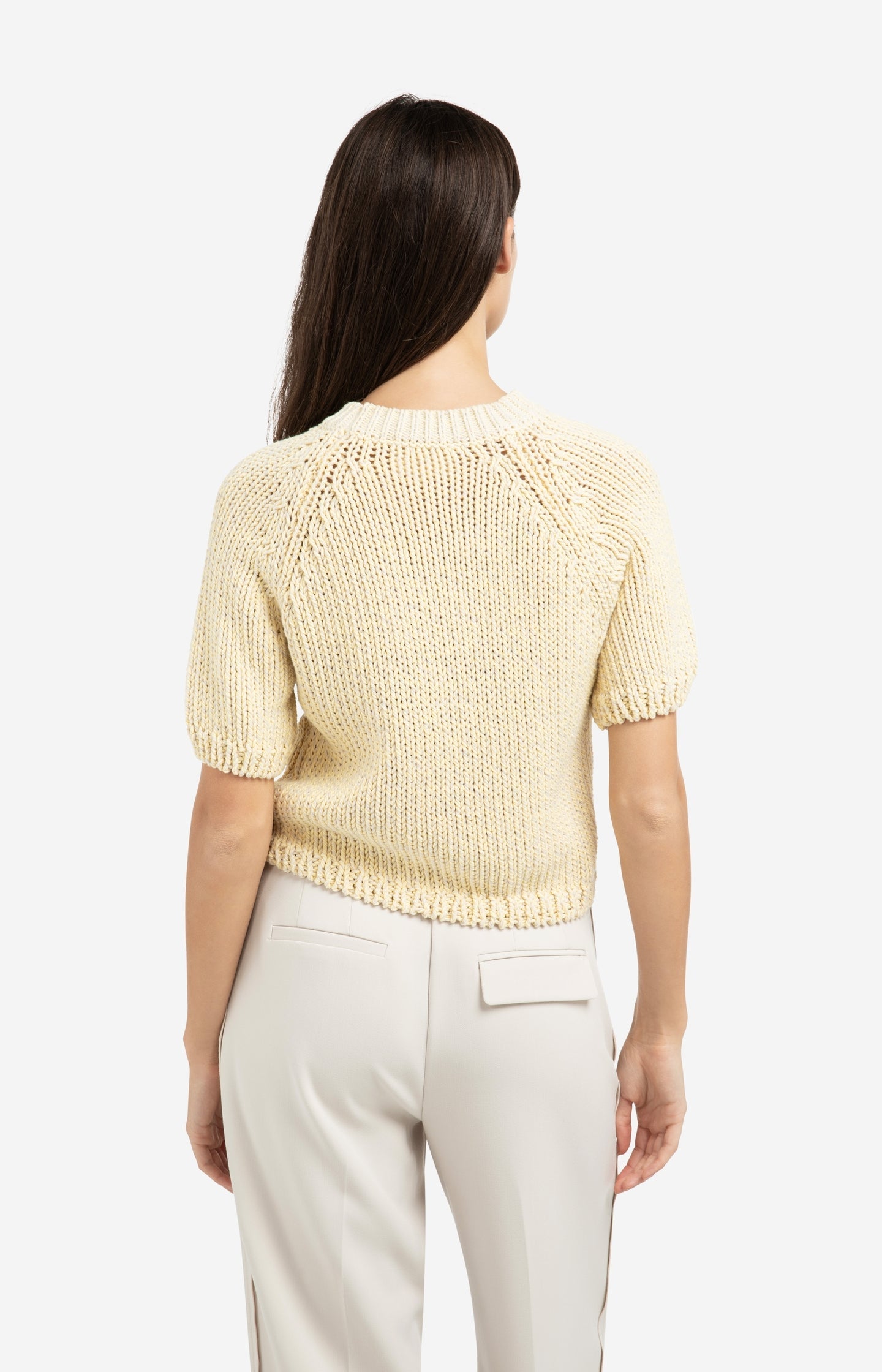 Chunky knit sweater with short sleeves and round neck - Type: lookbook