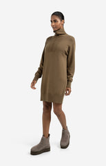Knitted dress with zipper and long sleeves