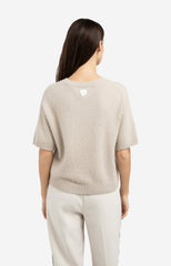 Knitted short sleeve sweater with artwork