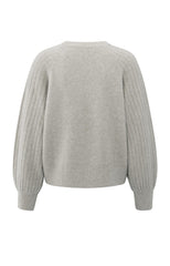 Knitted sweater with ribbed sleeves and round neck