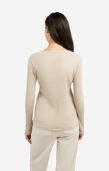 Ribbed long sleeve shirt with round neckline