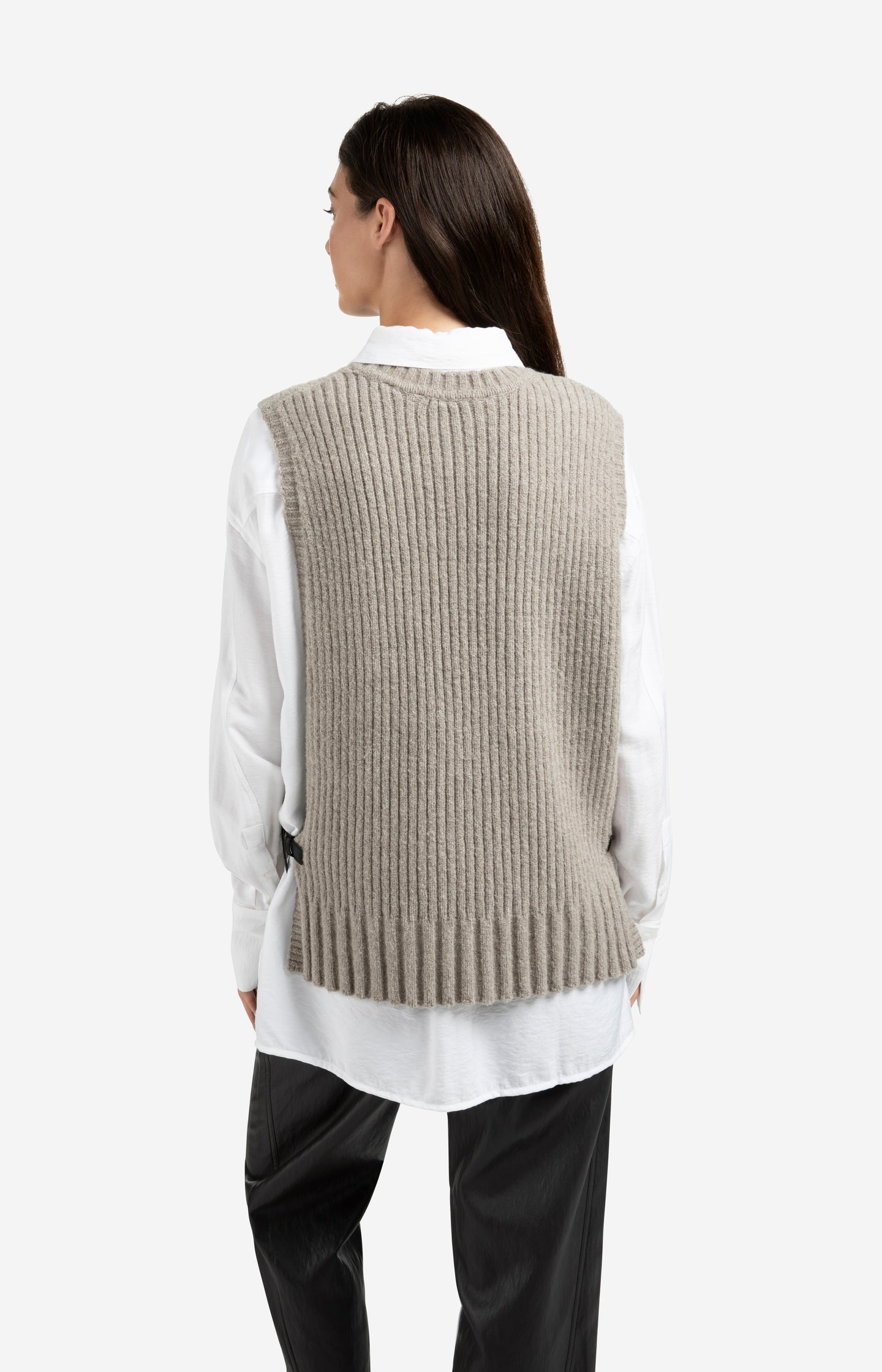 Ribbed sleeveless sweater with side buckles - Type: lookbook