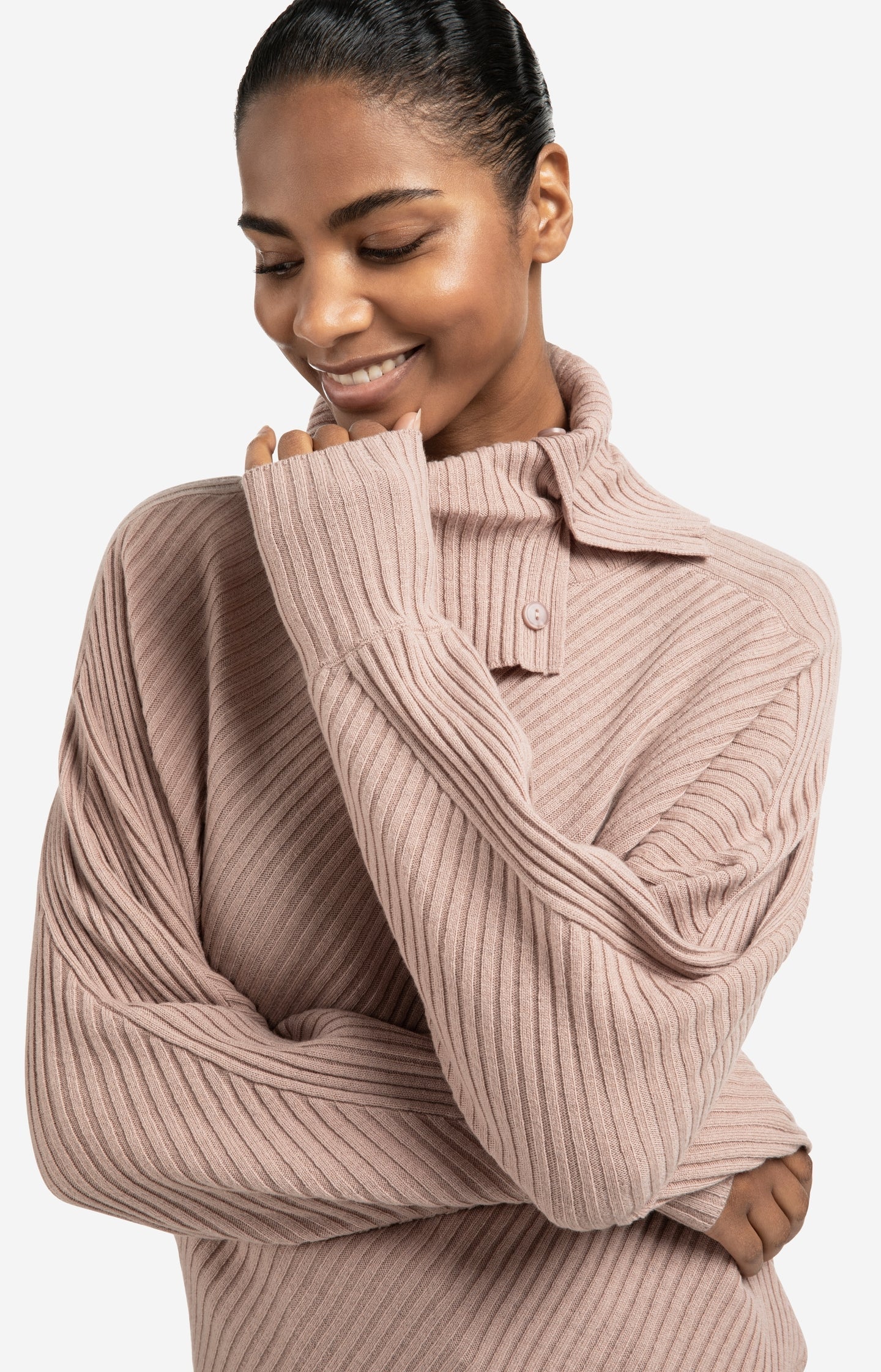 Ribbed sweater with batwing sleeves and high collar - Type: lookbook