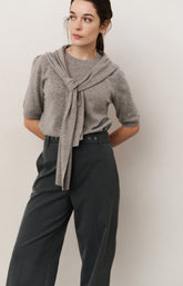 Short sleeve sweater with fixed scarf detail - Type: lookbook