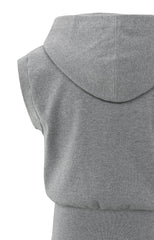 Sleeveless hoodie with zipper and hood