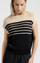 Sleeveless knitted top with stripes