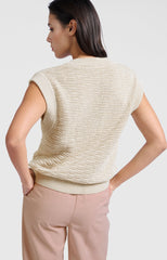Sleeveless knitted top with texture and V-neck
