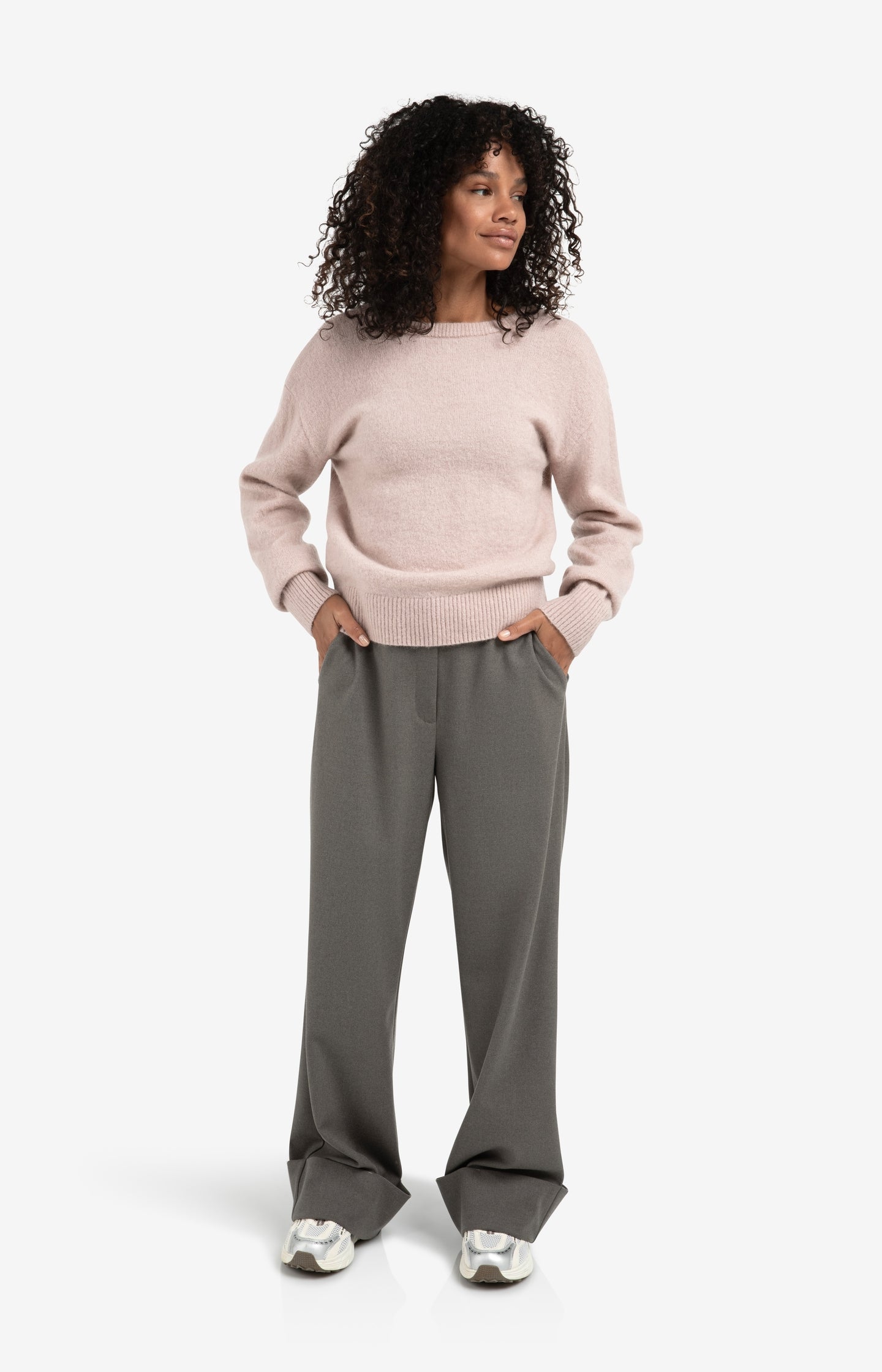 Soft structured trousers with big turn-ups - Type: lookbook