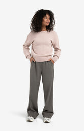 Soft structured trousers with big turn-ups - Type: lookbook
