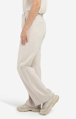 Soft woven trousers with wide legs and elastic hem