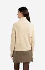 Soft zip-up cardigan with wide collar - Type: lookbook