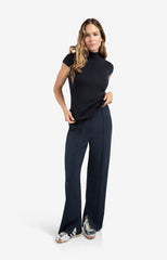 Wide leg trousers with decorative seams and slit