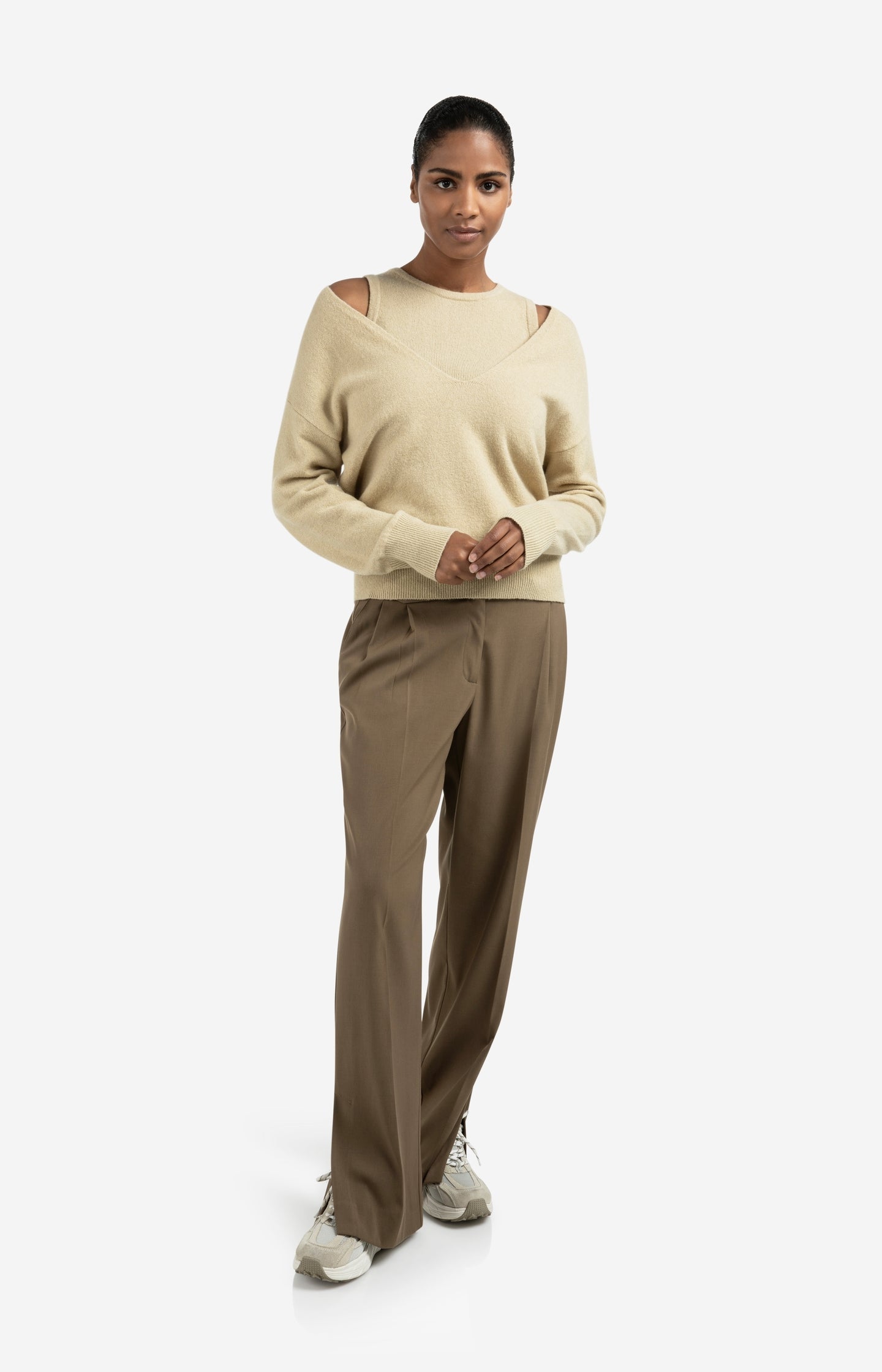 Woven wide leg trousers with pocket detail and slit - Type: lookbook