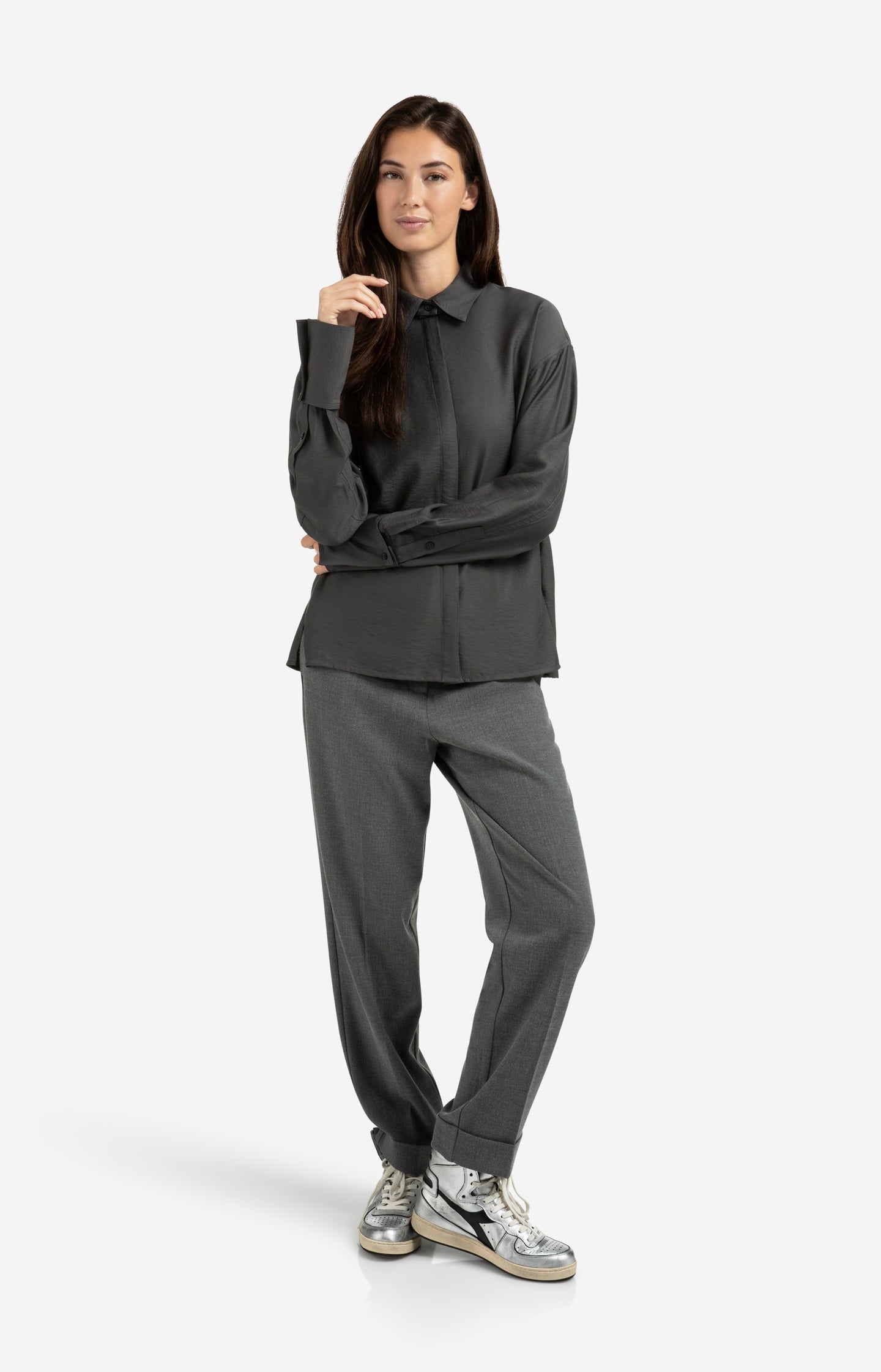 High waist tailored trousers with turn-ups