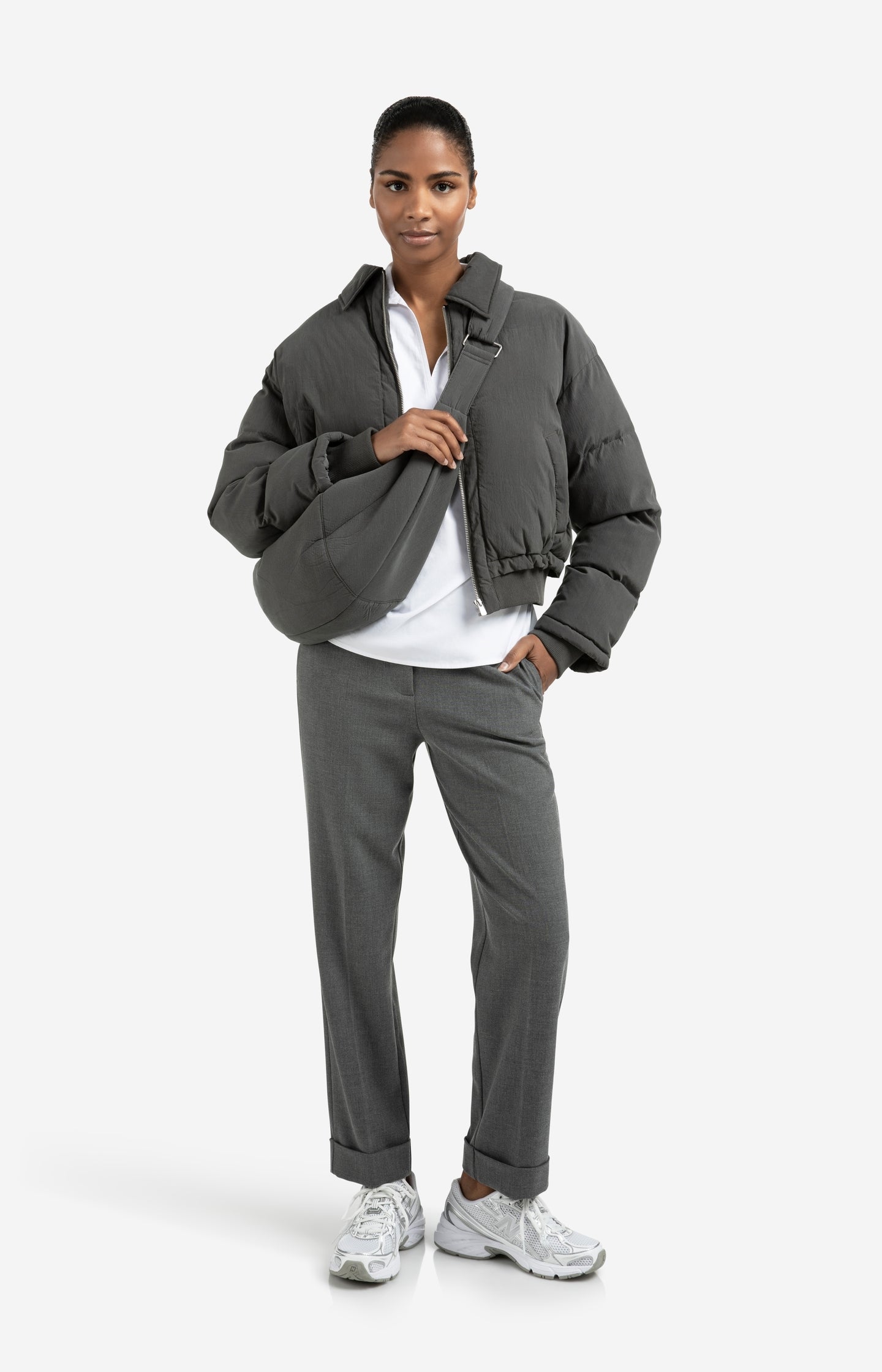 High waist tailored trousers with turn-ups