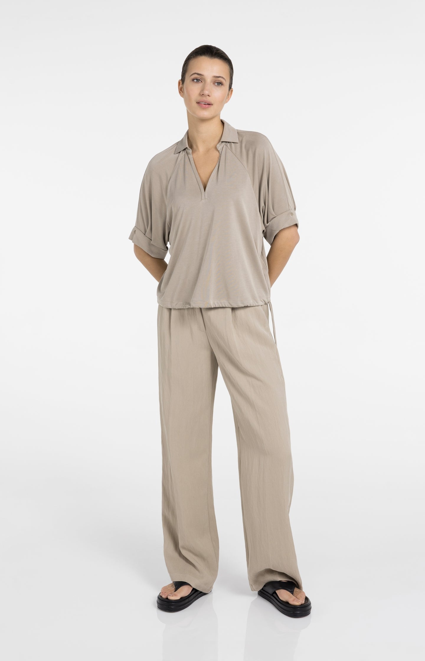 Jersey top with pleated sleeves - Type: lookbook