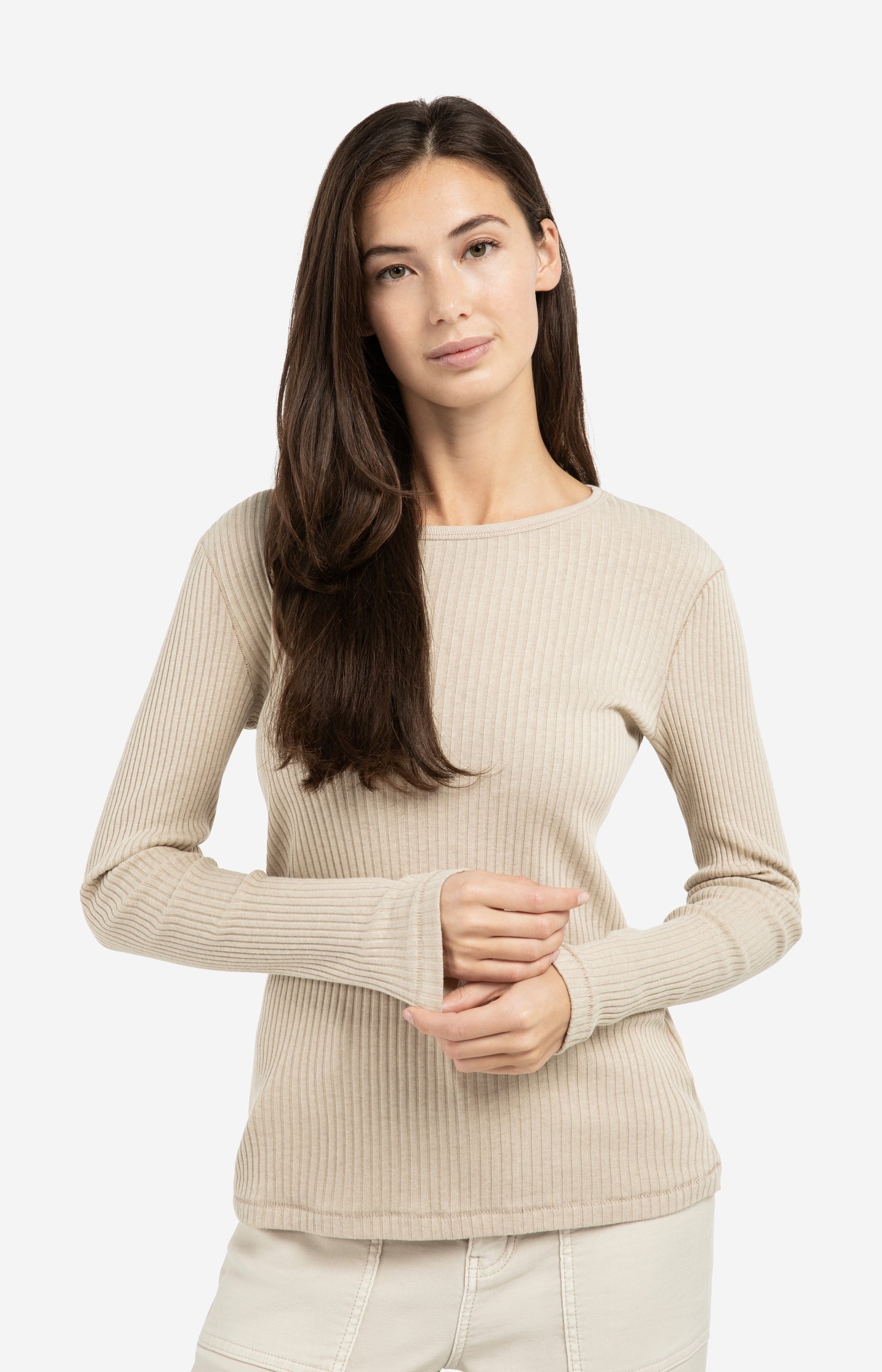 Ribbed long sleeve shirt with round neckline