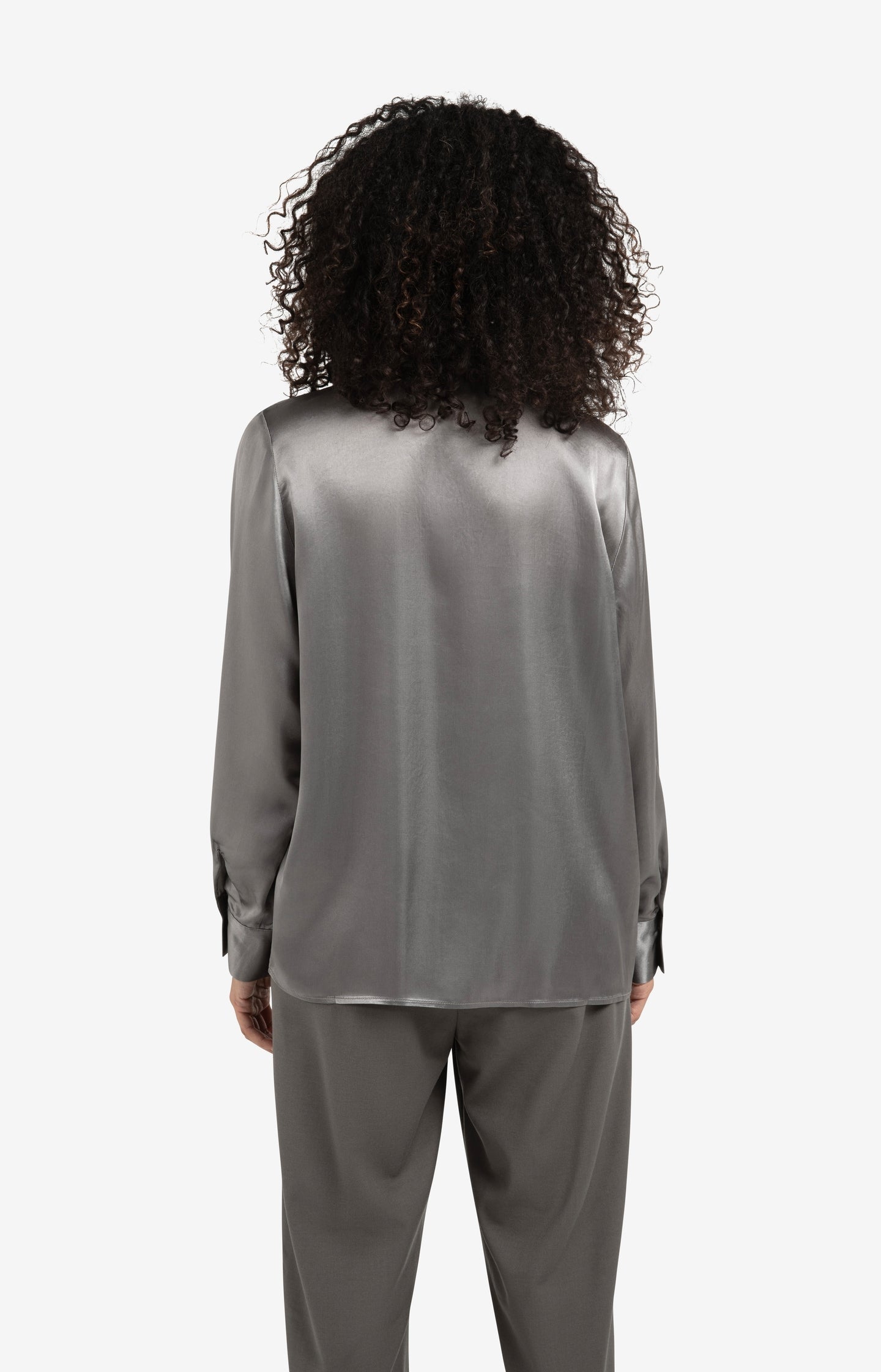 Satin blouse with classic collar and hidden closure