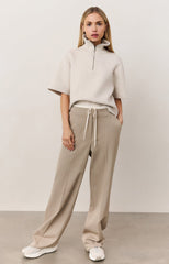 Short sleeve sweater with collar and half zip - Type: lookbook