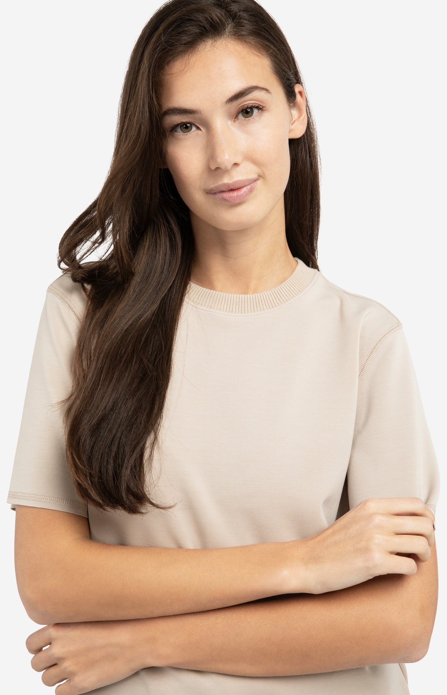 Short sleeve sweatshirt with ribbed knit neckline