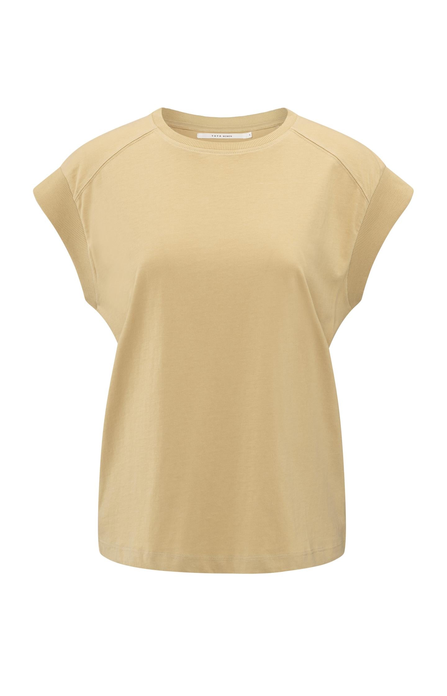 Sleeveless top with rib details - Type: product