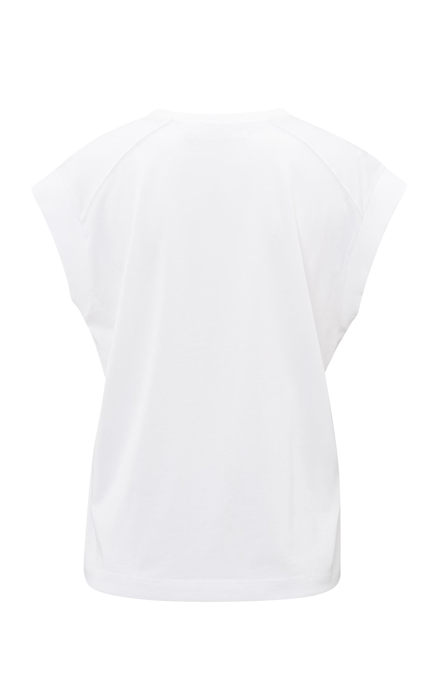 Sleeveless top with rib details