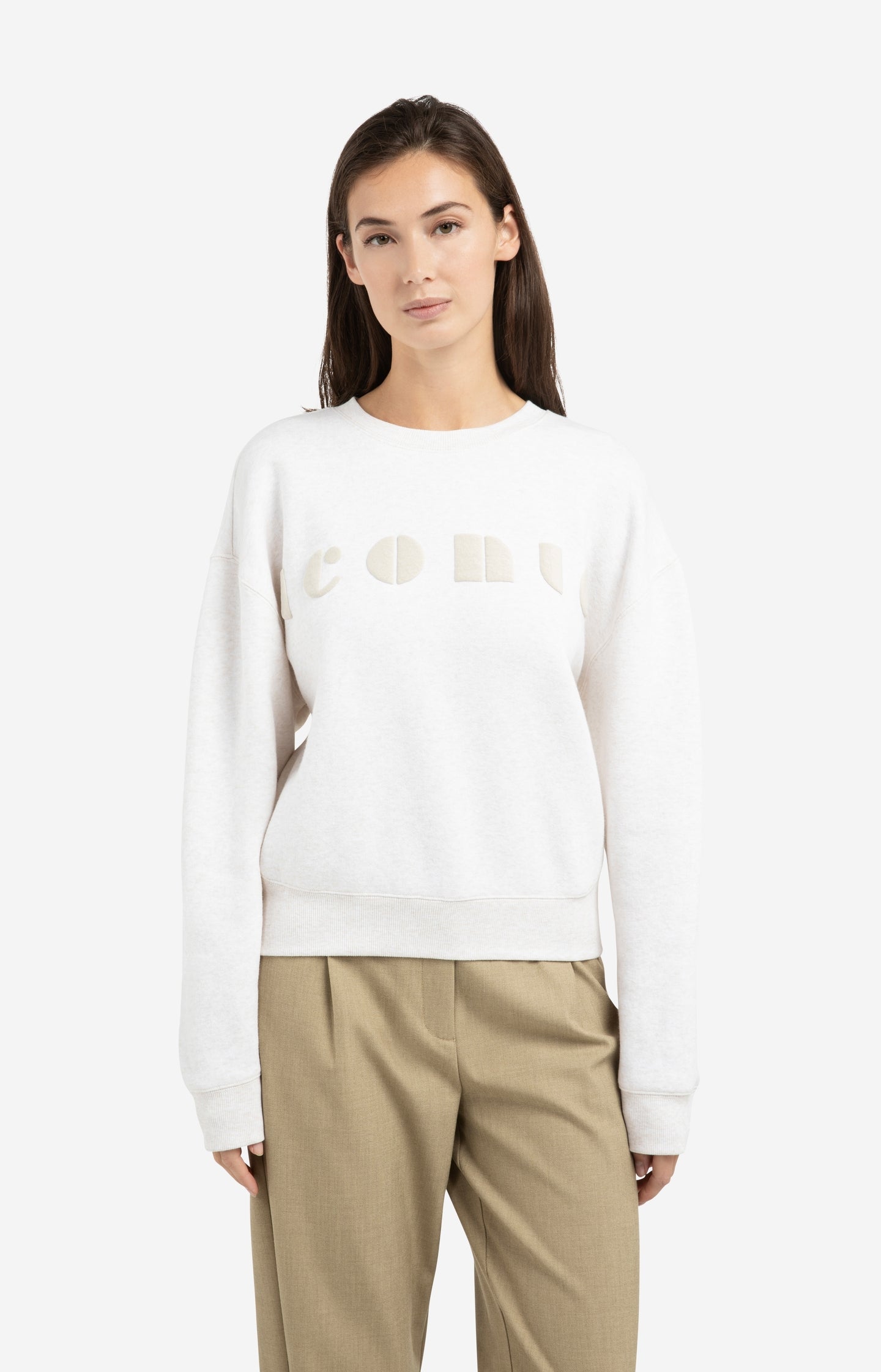 Soft sweater with chest artwork 'iconic'