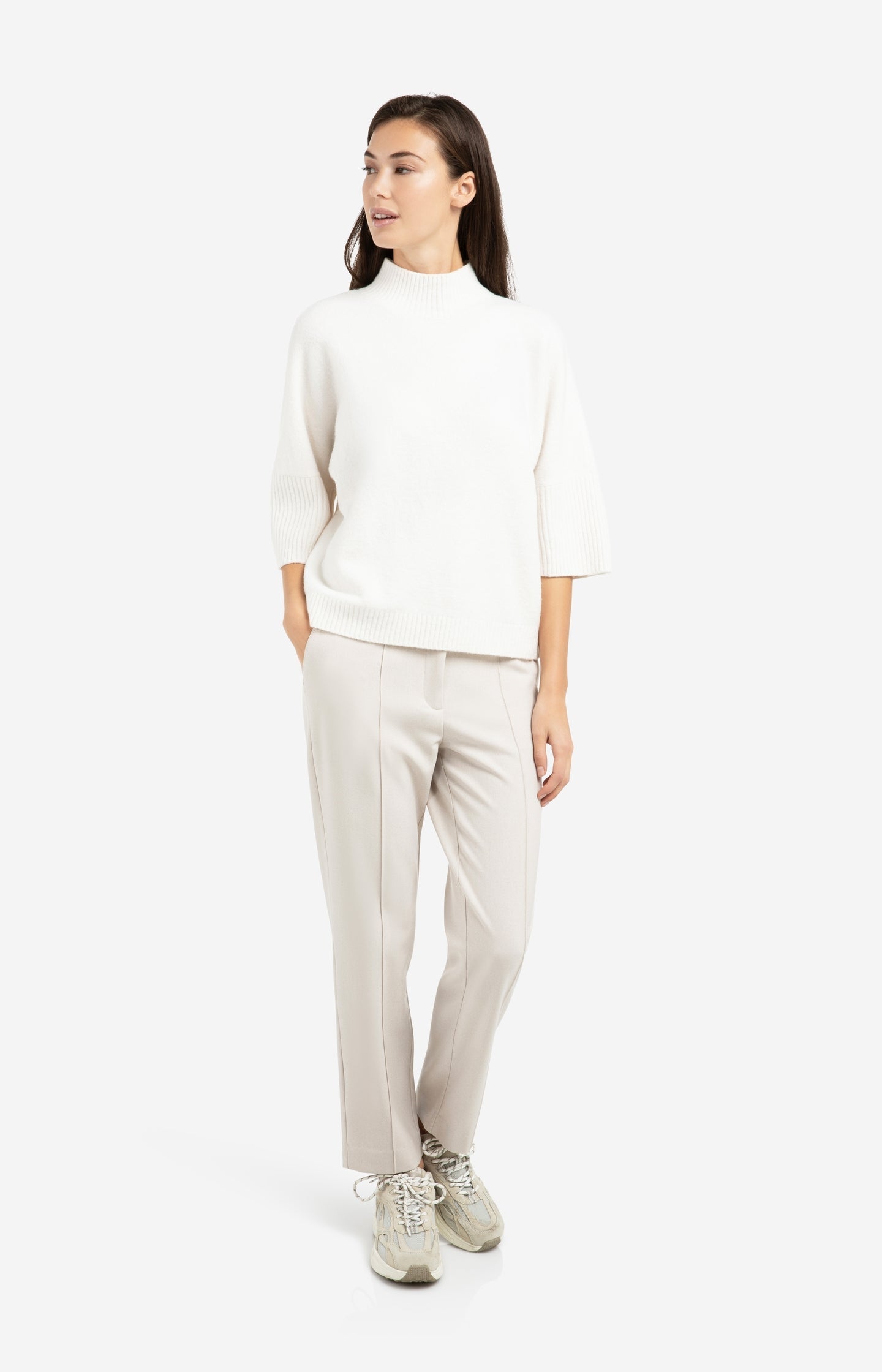Sweater with ribbed three-quarter sleeves and mock neck