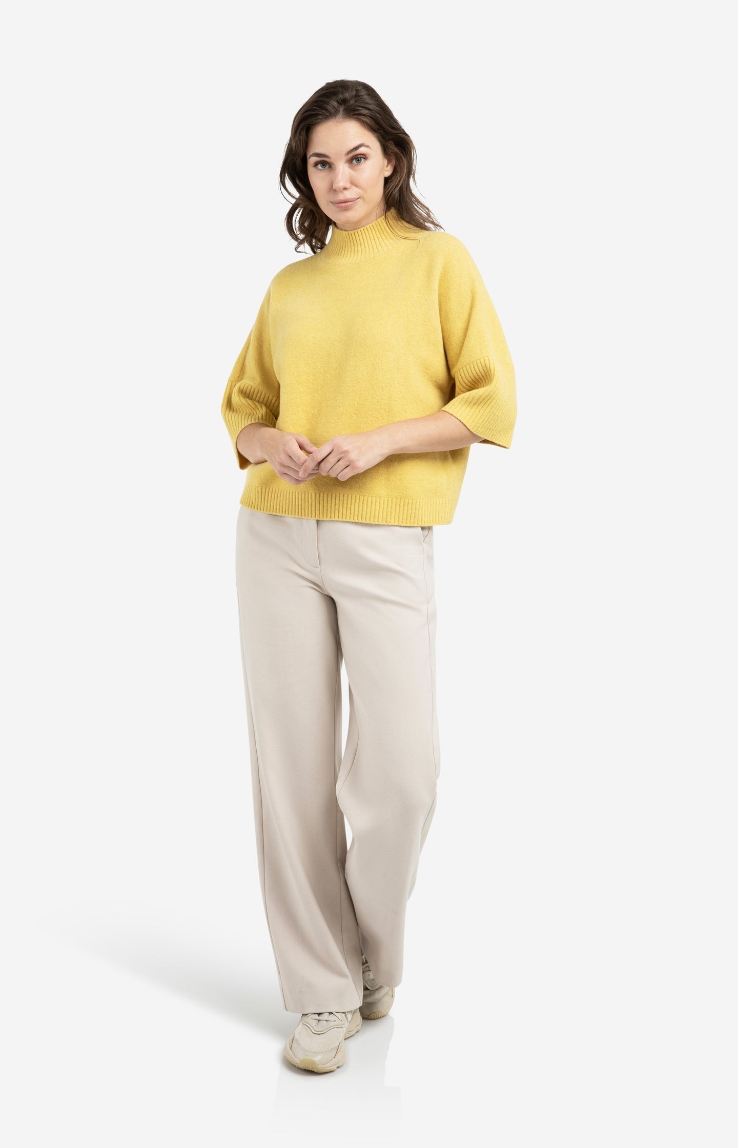 Sweater with ribbed three-quarter sleeves and mock neck