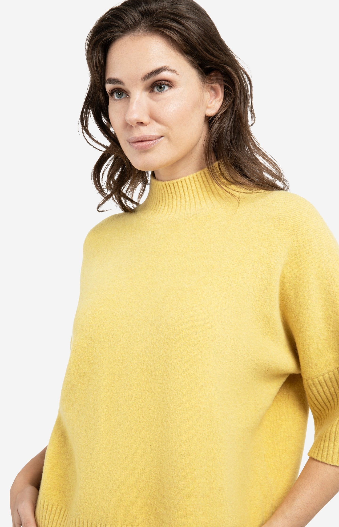 Sweater with ribbed three-quarter sleeves and mock neck