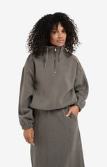 Sweatshirt with balloon sleeves and zip collar