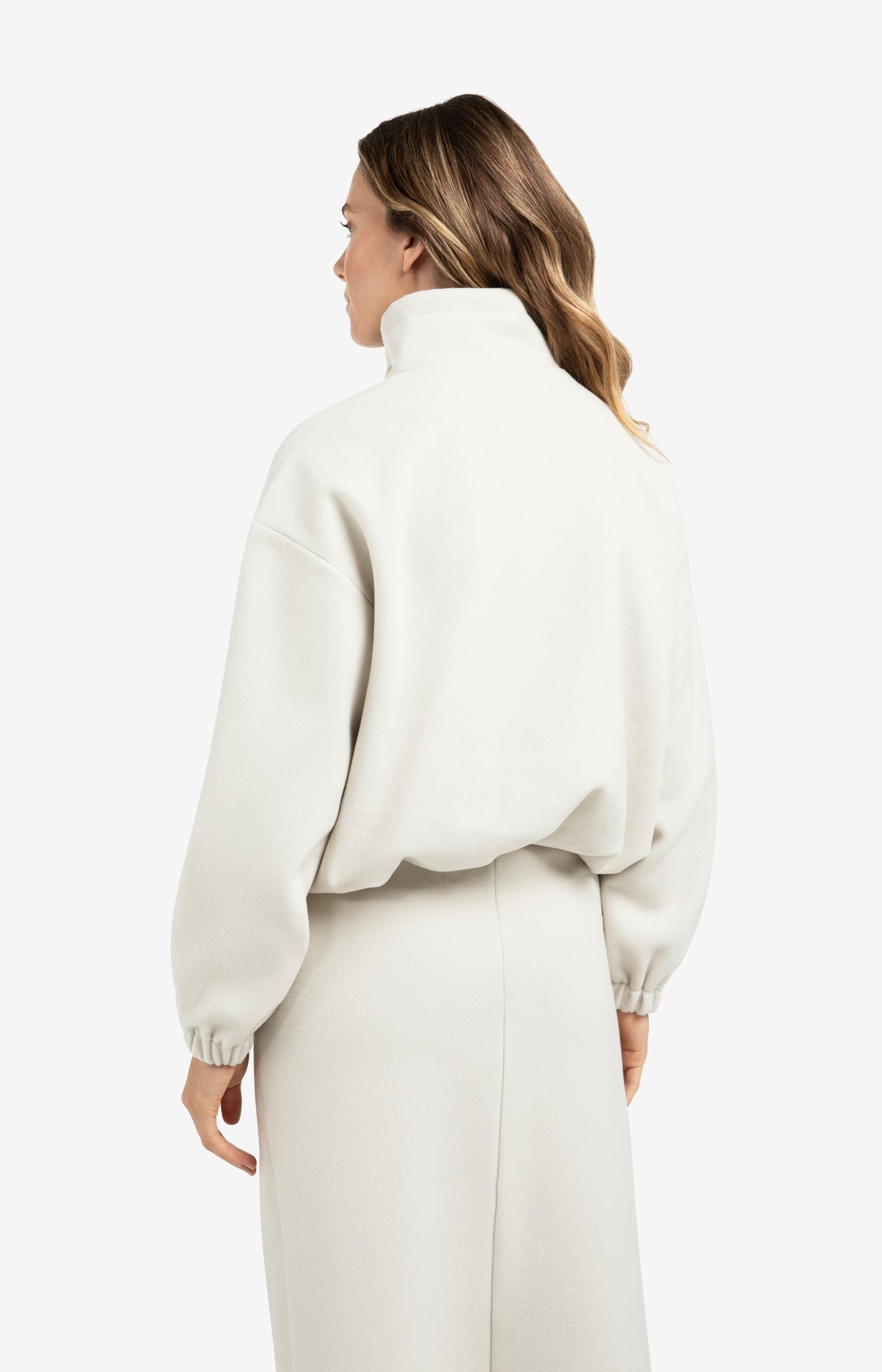 Sweatshirt with balloon sleeves and zip collar