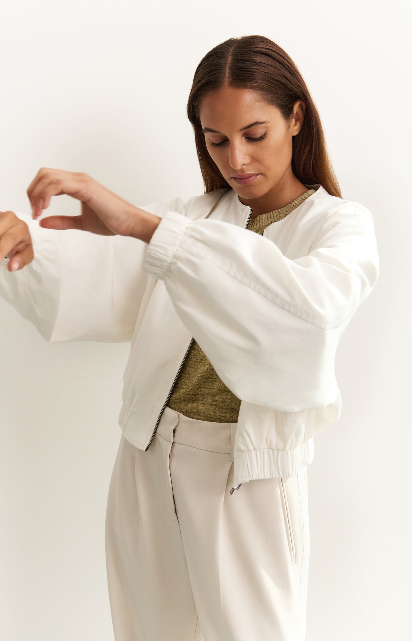 Woven cropped bomber jacket with zipper - Type: lookbook